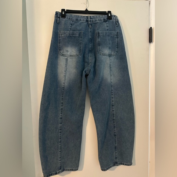 Amazon Women's Barrel Leg Jean - Picture 2 of 7